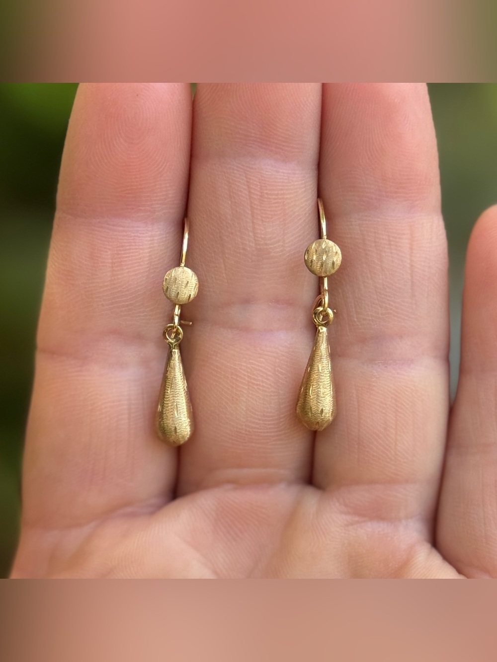 Vintage 14k Yellow Gold Pendulum Dangle Drop Earrings; Satin Brushed Teardrop
